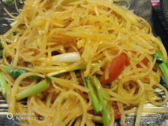 -香巴拉云南餐厅(华莱坞店)