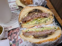 -The Habit Burger Grill 哈比特汉堡(世博店)