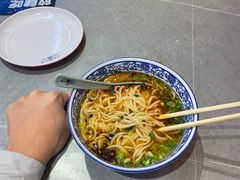 -小国抻面大烧烤馆