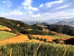 -红土地风景区