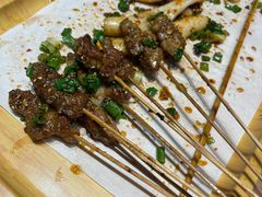 串串-街角等你.大连海鲜烧烤.经典铁板海鲜串(西安路店)