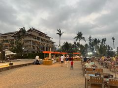 -亚龙湾希尔顿自助餐厅·海鲜·烧烤·沙滩BBQ·现场乐队