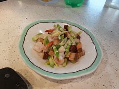 -巧克力渔家.小船海鲜胶东菜(万平口店)