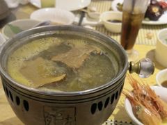 -雍和会海鲜姿造自助(湖东路店)