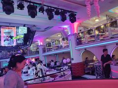 -巴特餐饮6加1音乐餐吧·新疆菜