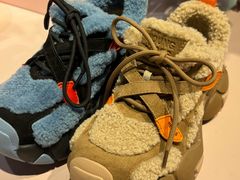 -燕莎奥特莱斯购物中心