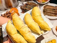 -领鲜活海鲜榴莲自助火锅(东门店)