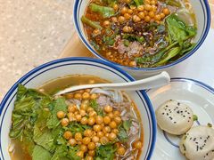 -窄巷口生烫牛肉米线(客村店)