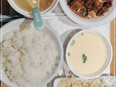 -老乡鸡(上海白玉兰广场店)