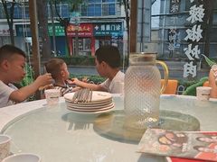 -阿瓦山寨·湘菜现炒·剁椒鱼头王(咸阳总店)