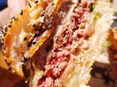 -FAT COW(虹梅路店)