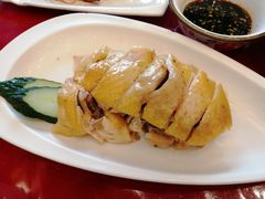 -侬佳蒸菜馆(听潮店)