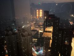 -唐拉雅秀酒店-西锦汇空中BBQ·思创餐厅