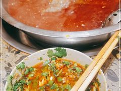 -肖肖酸萝卜鱼火锅(总店)
