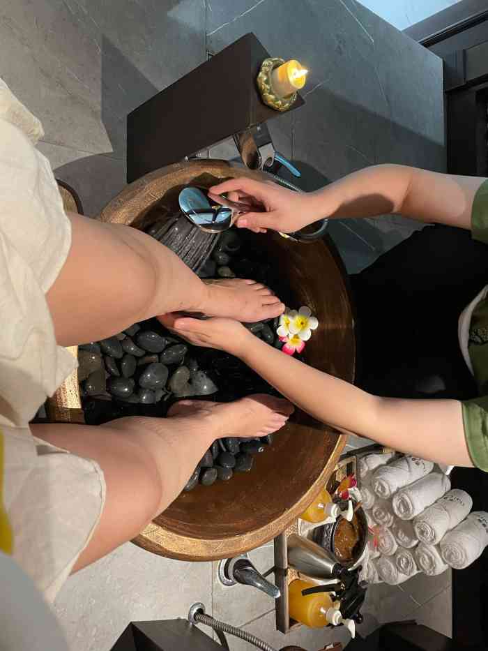 金鹰泰皇玺·正宗泰式按摩spa(新街口金鹰店)