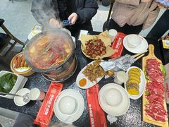 -周姑娘不等味·牛羊肉火锅·螃蟹罗氏虾·烤鱼烤串(高邮店)