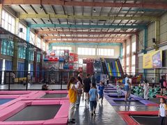 -天空之城蹦床攀岩运动馆·团建拓展·亲子游乐·生日派对(合肥店)