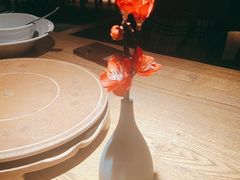 -蜜桃餐厅·伴山(湖滨商业街店)