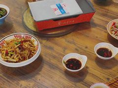 -冶建镜子·老南昌大排档·江西虾王(总店)