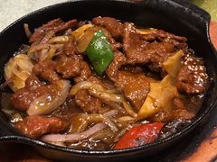 铁板牛肉-東城故事·尋找姆媽的味道(玉兰路店)