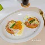 8分钟，烤好撒欧芹碎，放胡椒木装饰；不错过春天的这口鲜