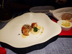 -弦月窗LUNETTE BY AMANDA(复兴路店)