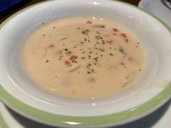 奶油海鲜浓汤-萨莉亚意式餐厅(杭州西溪龙湖天街店)