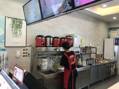 -沪上阿姨·精选茶饮(惠山万达店)