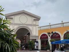 -佛罗伦萨小镇广佛名品奥特莱斯(疏港路店)