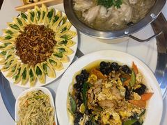-锅哥东北铁锅炖(幸福店)