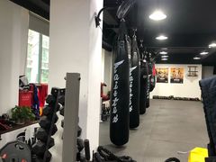 -FIGHTMAN格斗俱乐部(长宁临空店)