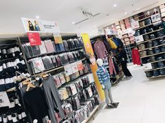 -优衣库(上海金桥国际商业广场店)
