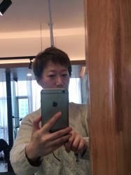 -C-18 SALON