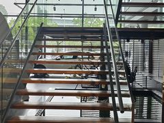 -上海可达汽车销售服务有限公司