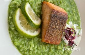 Salmon and Sweet Pea Risotto