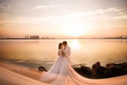 -太郎花子婚纱摄影艺术中心
