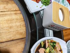 -人民公社铁锅炖·东北菜(卫国道店)