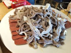 -聚鑫朋酸菜肥肠(文艺路口店)