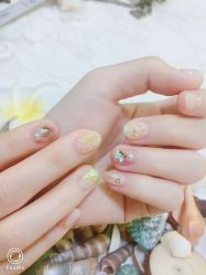 -U mi Nail美甲工作室