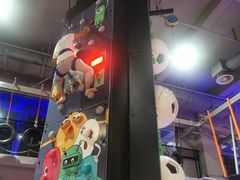 -嗨翻Hi-Fun竞技主题乐园·蹦床亲子生日轰趴(国光1937店)