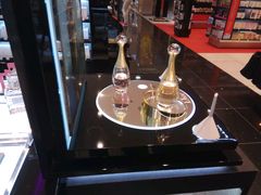 -戴高乐机场免税店(BuY PARIS DUTY FREE)