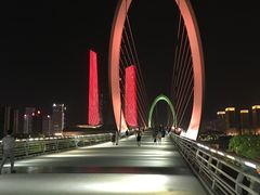 -南京眼步行桥