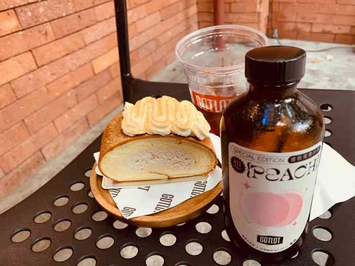 gotlot coffee store 角落咖啡小卖部(同华店)-"一家创意咖啡,很安静