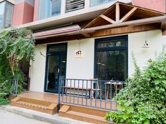 -Cafe Villa