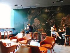 -星巴克(广州南站A18检票口楼上)