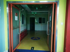 -LILY英语思维馆(玉泉路店)