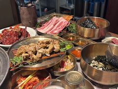 -草家酱蟹炭火烤肉店(珲春南路一店)