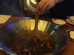 -红牌美蛙鱼头火锅(万辉国际广场店)