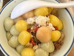 -艾嬢七八九老火锅(37年李子坝店)