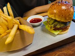 特制牛肉汉堡-EN SPACE恩空间